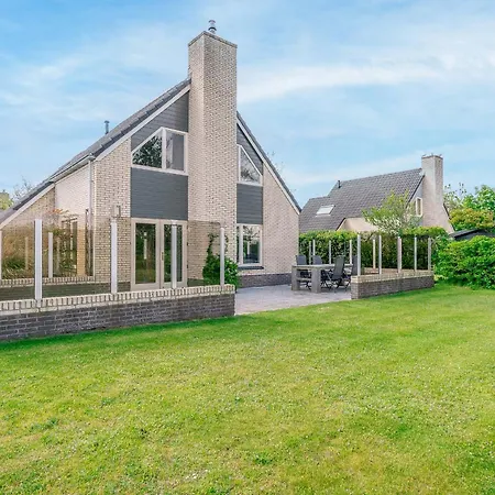 Villapark Kamperfoelie 63 * De Koog (Texel)
